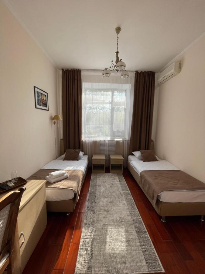 Belon Land Hotel Astana Bagian luar foto