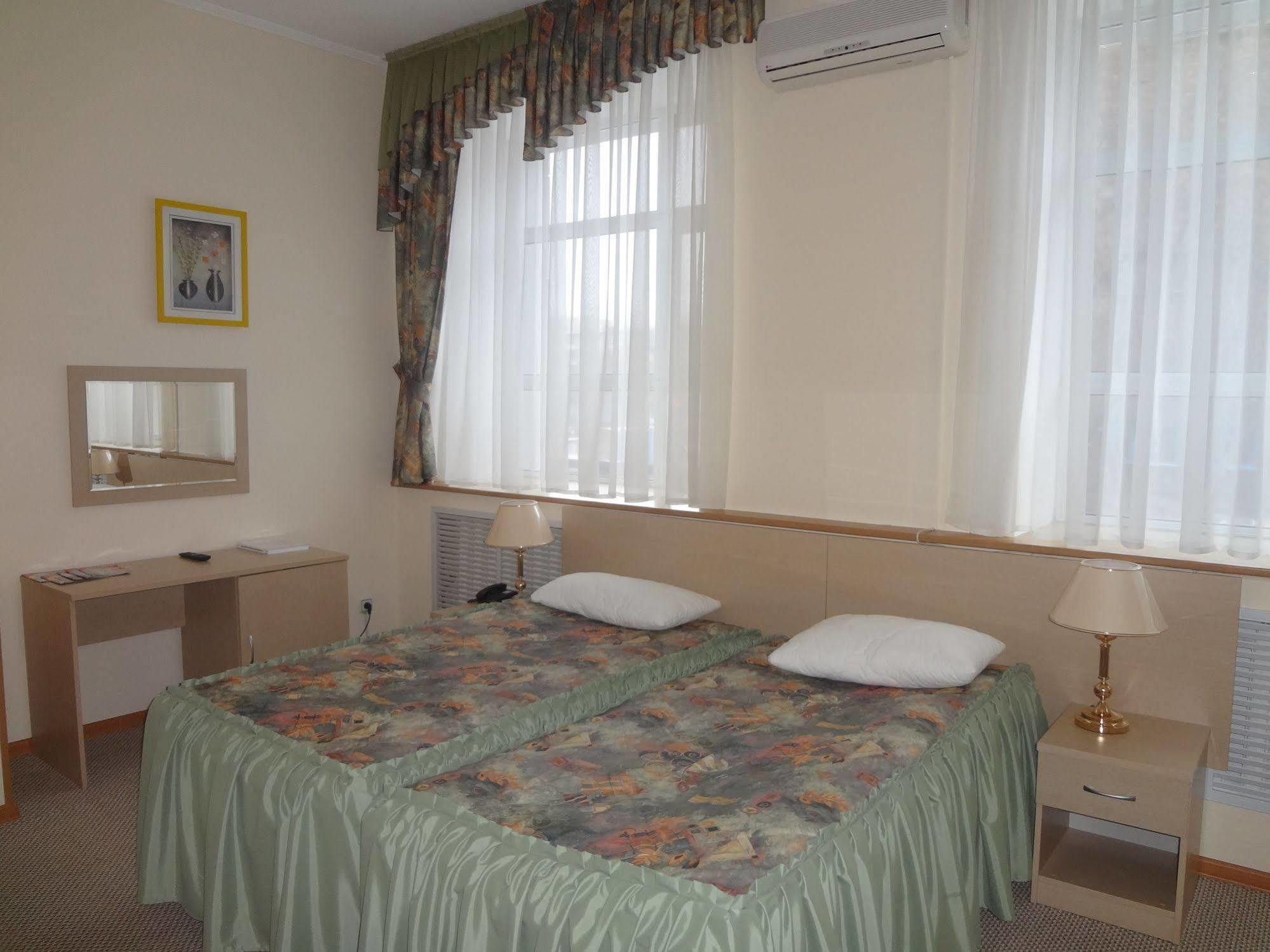 Belon Land Hotel Astana Bagian luar foto